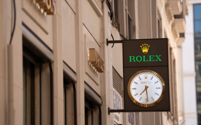 Why Rolex Watches Are So Expensive and What Justifies the Price